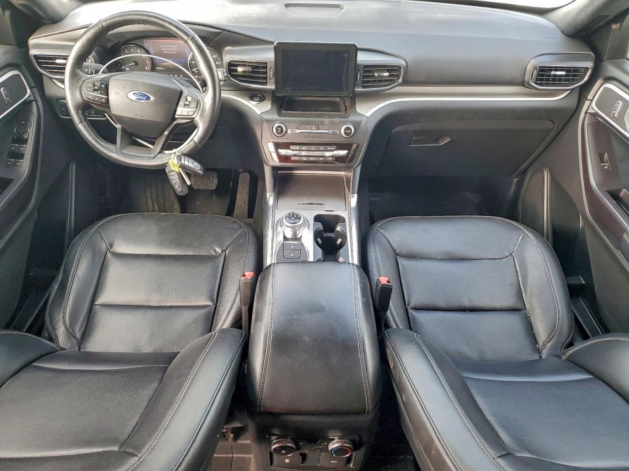 2020 FORD EXPLORER XLT photo 22