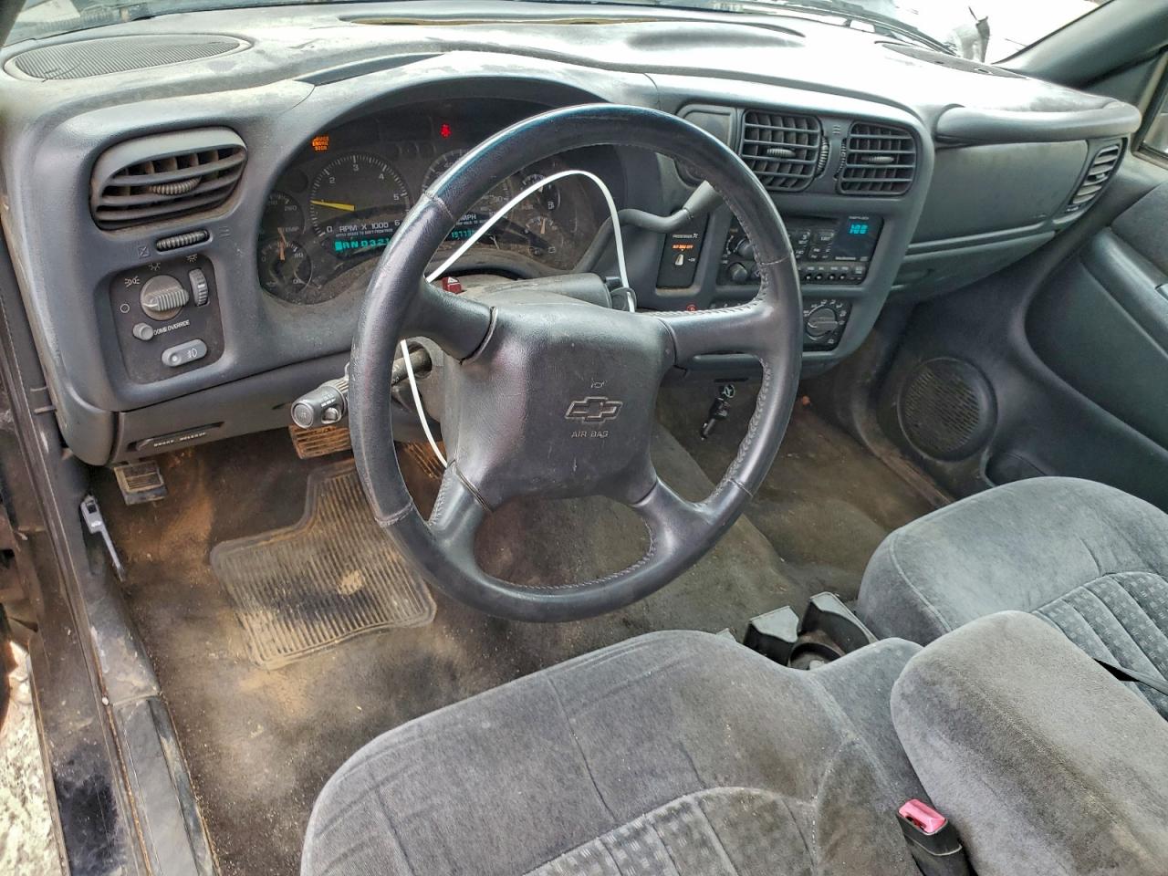2001 CHEVROLET S TRUCK S10 photo 15