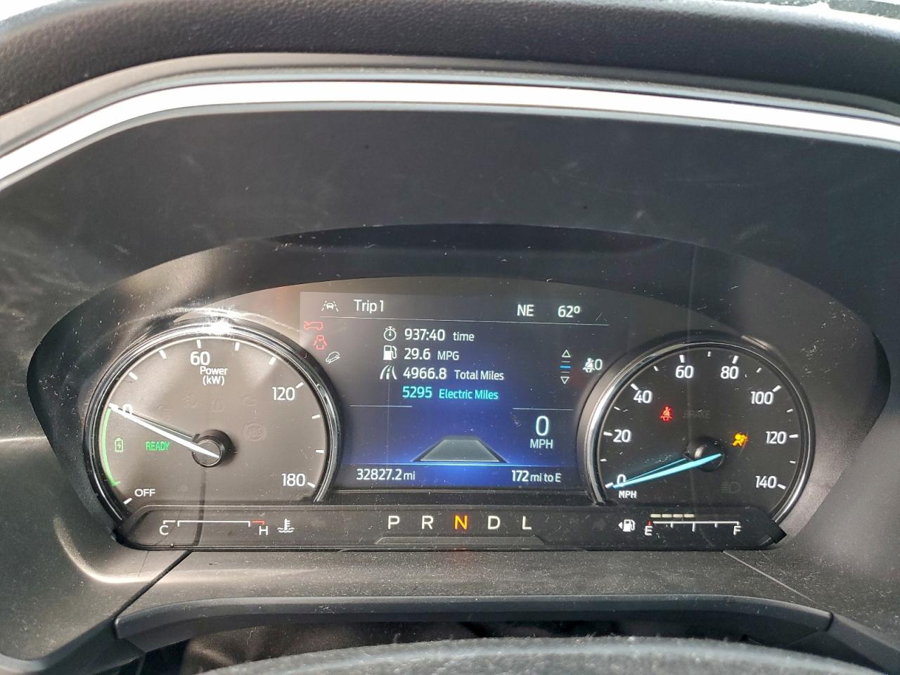 2022 FORD ESCAPE SE photo 25