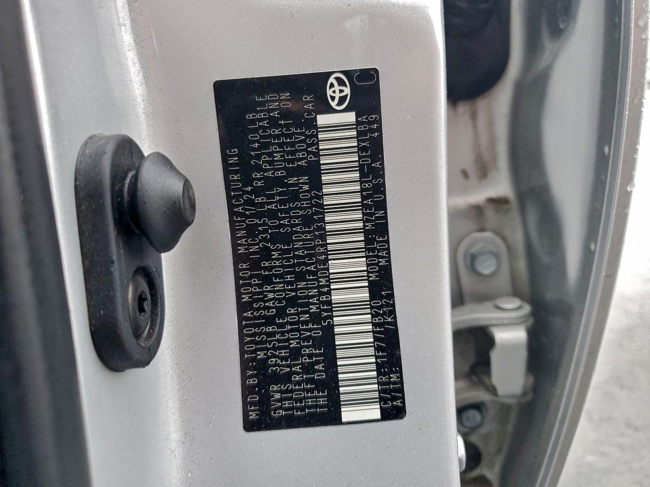 2024 TOYOTA COROLLA LE photo 12