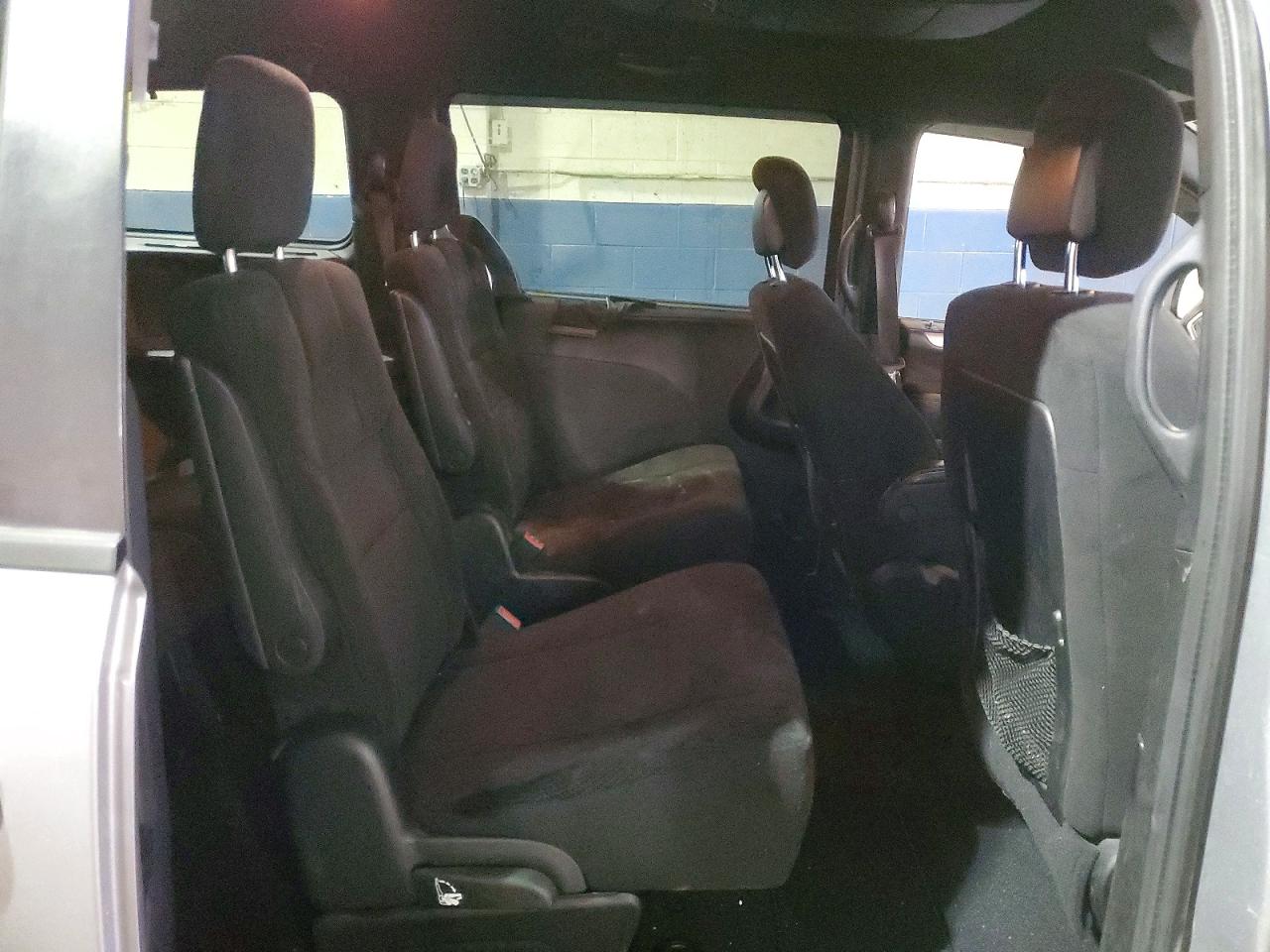 2013 DODGE GRAND CARAVAN SXT photo 11