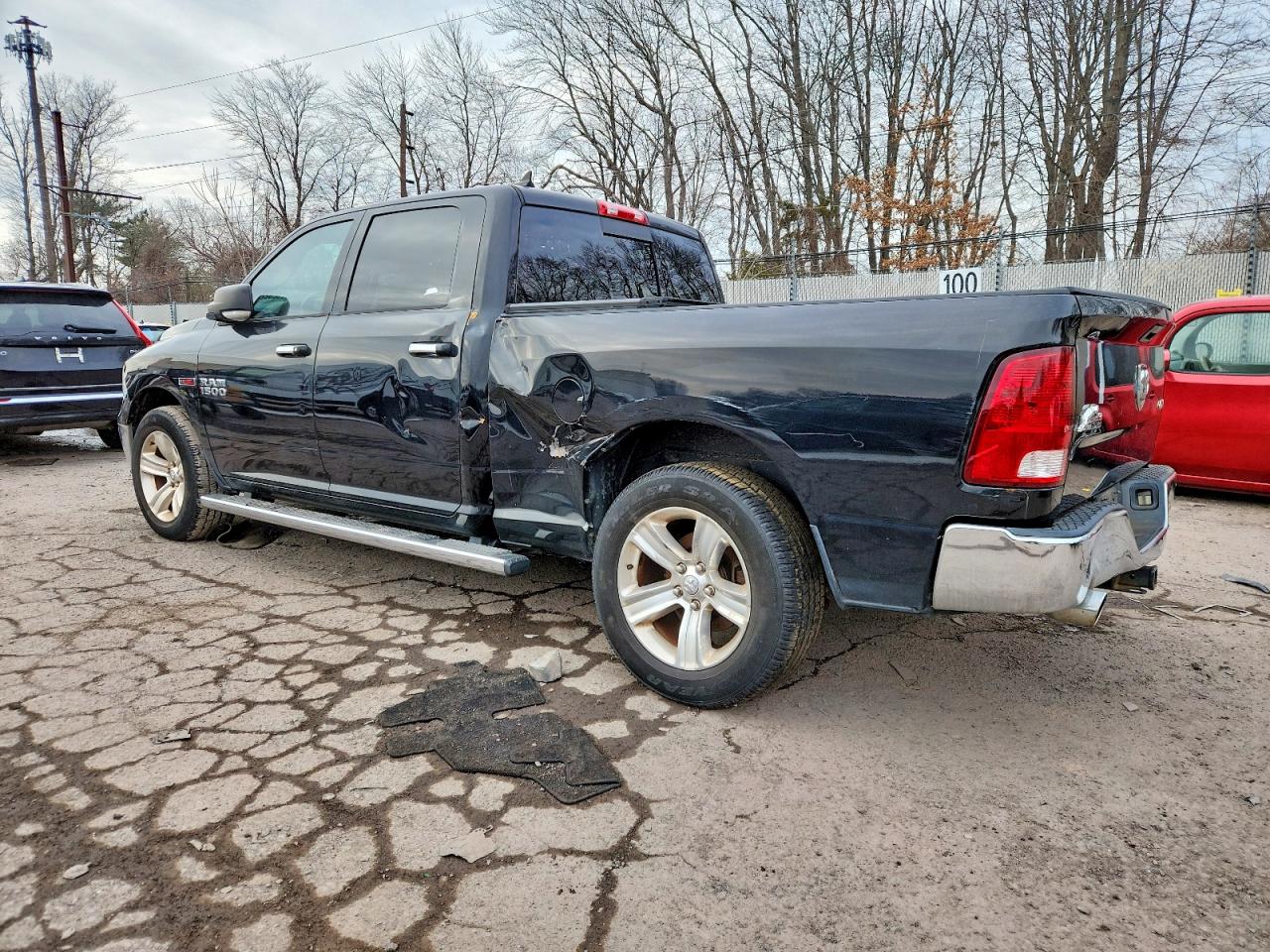 2014 RAM 1500 SLT photo 3