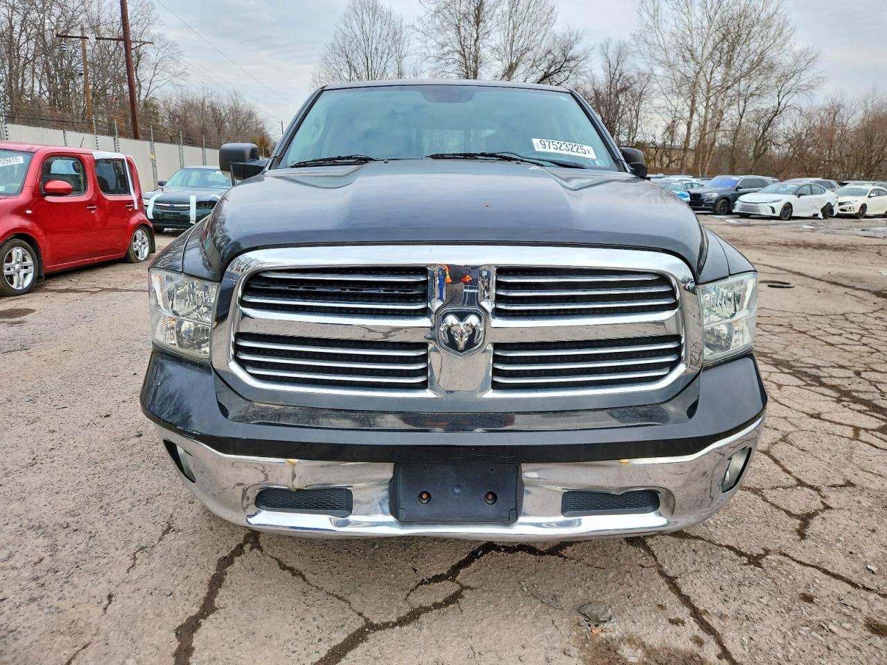 2014 RAM 1500 SLT photo 9