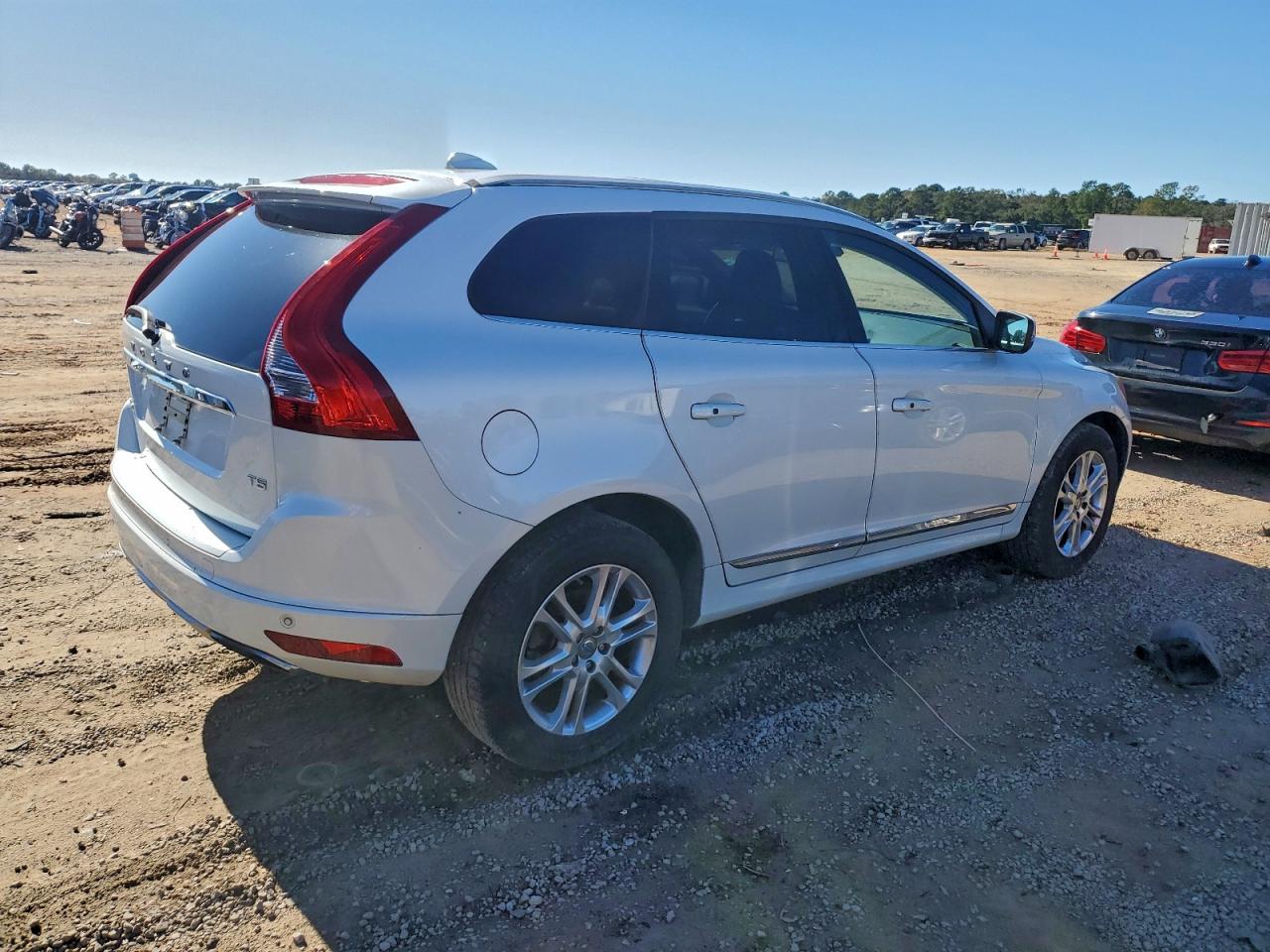 2015 VOLVO XC60 T5 PREMIER photo 7