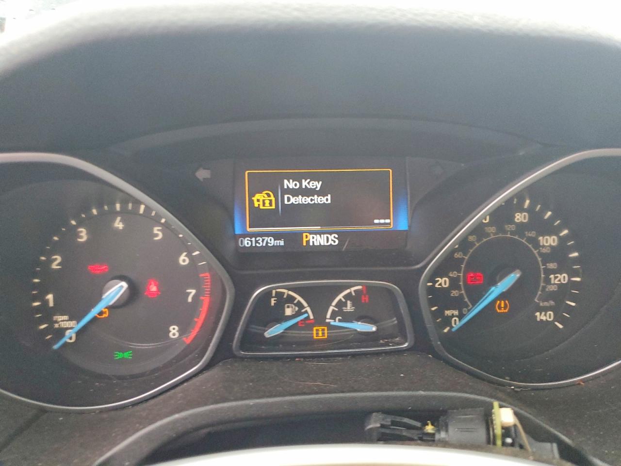 2015 FORD FOCUS SE photo 9