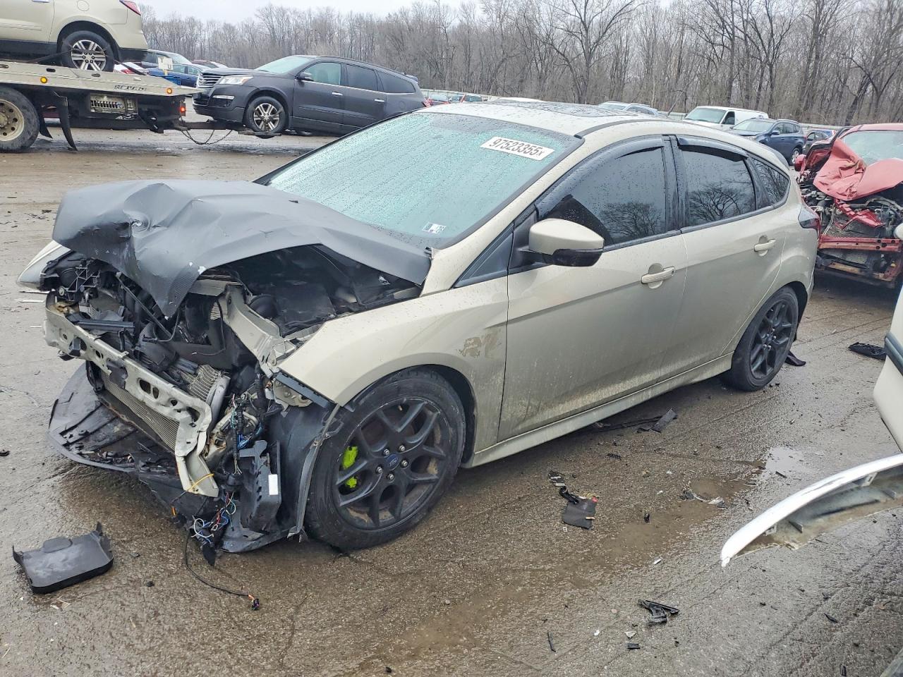 2015 FORD FOCUS