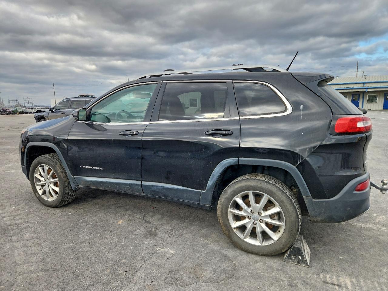 2014 JEEP CHEROKEE LIMITED photo 2