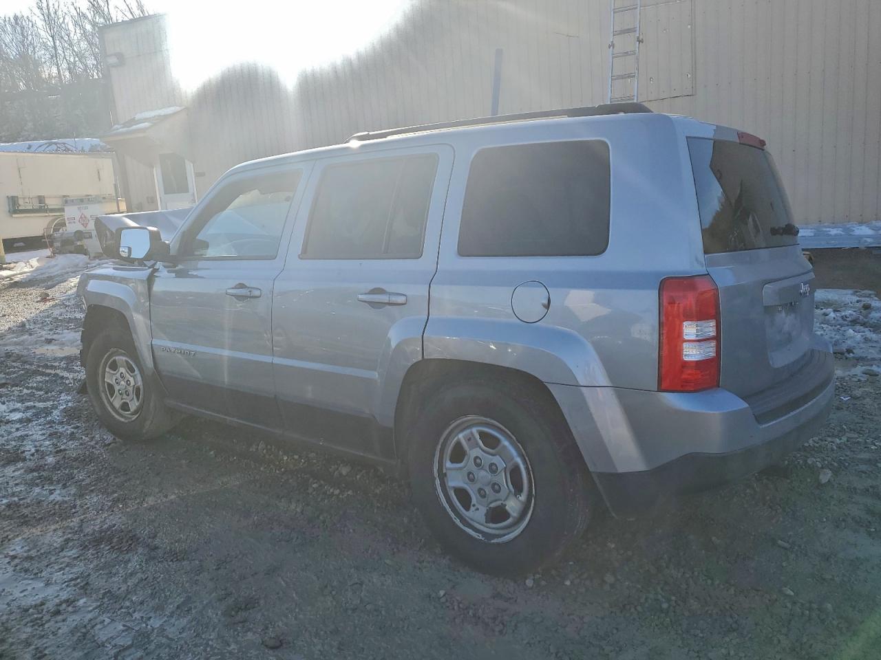 2014 JEEP PATRIOT SPORT photo 2