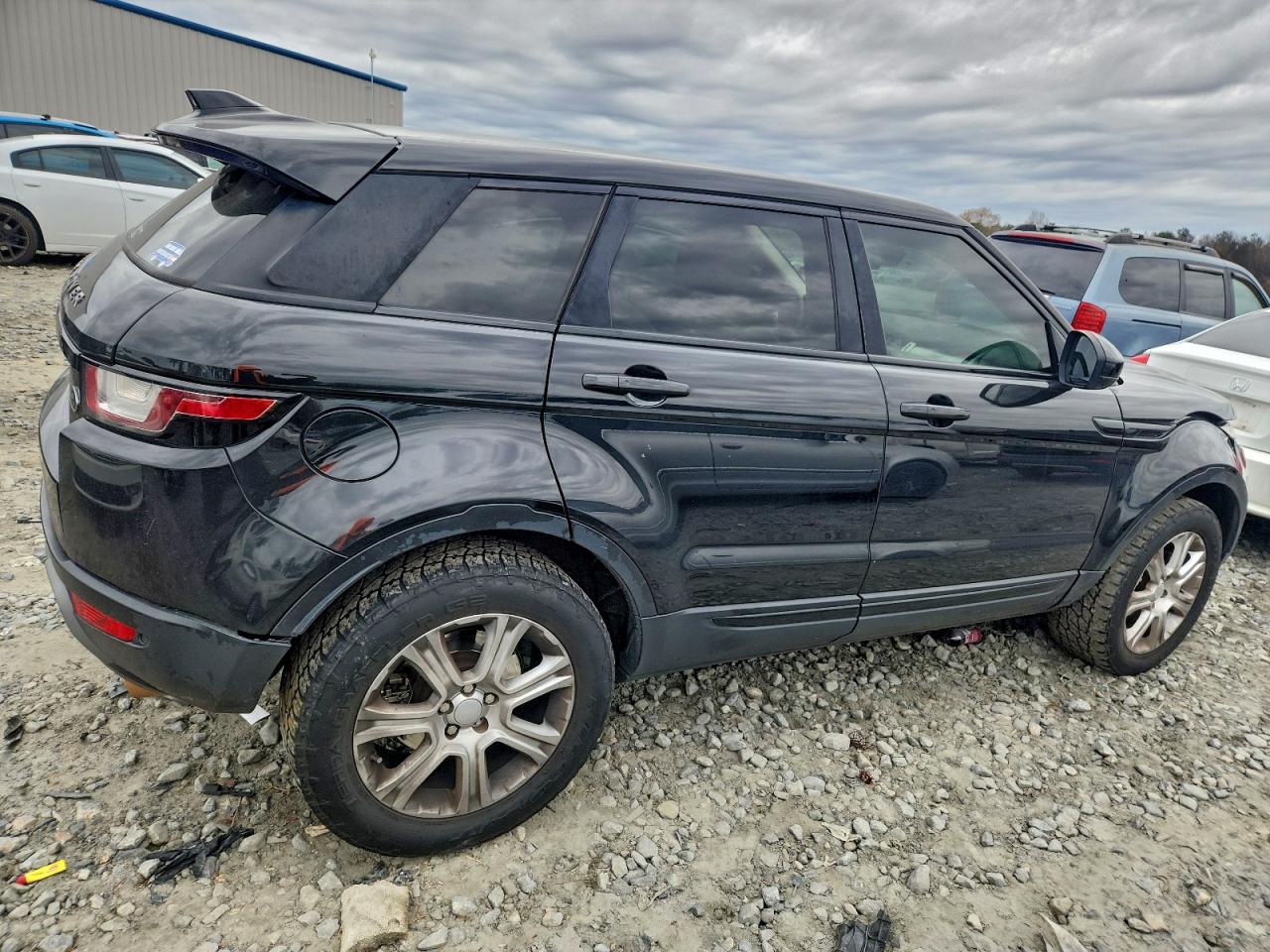 2016 LAND ROVER RANGE ROVER EVOQUE SE photo 3