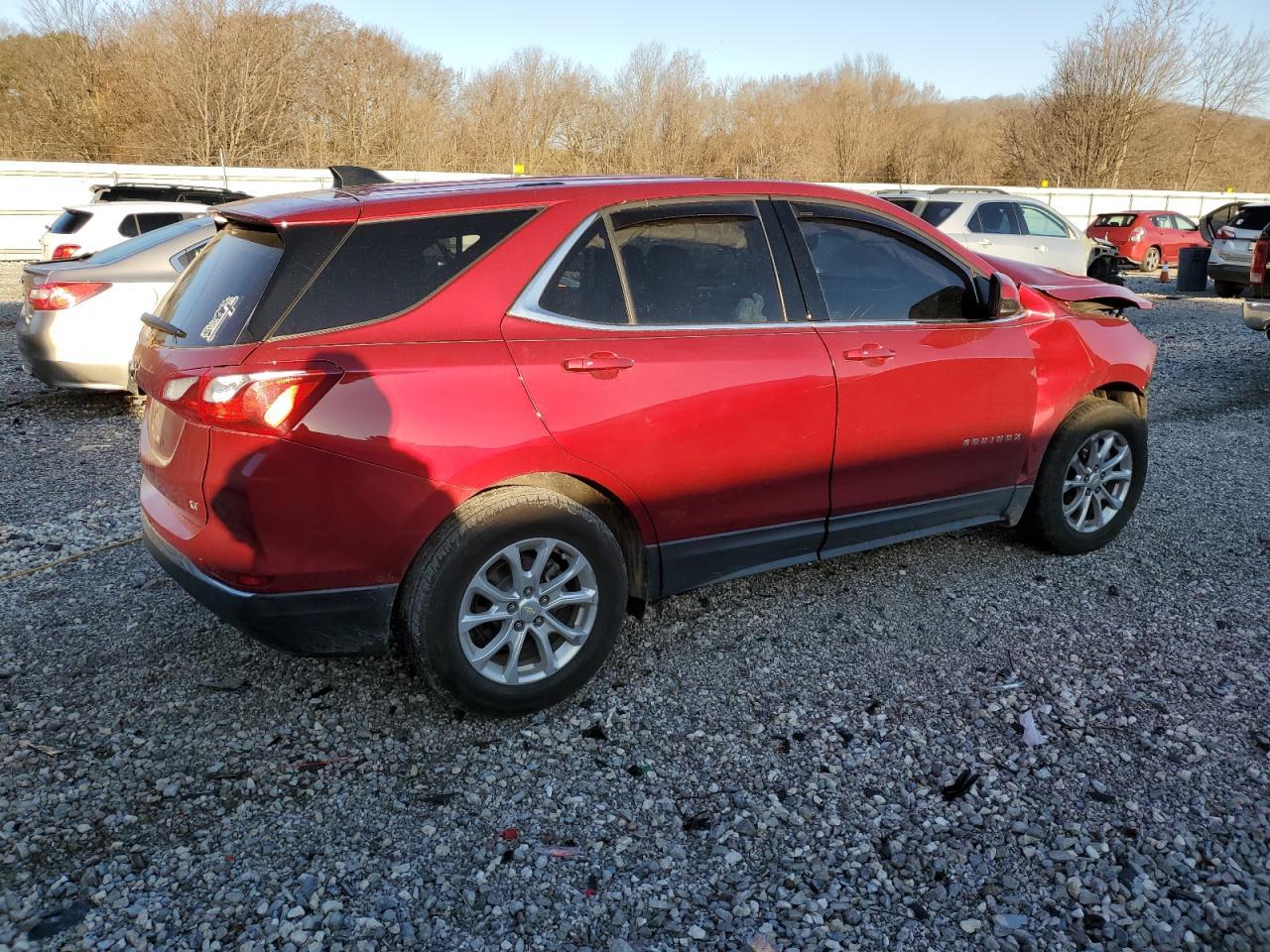 2018 CHEVROLET EQUINOX LT photo 3