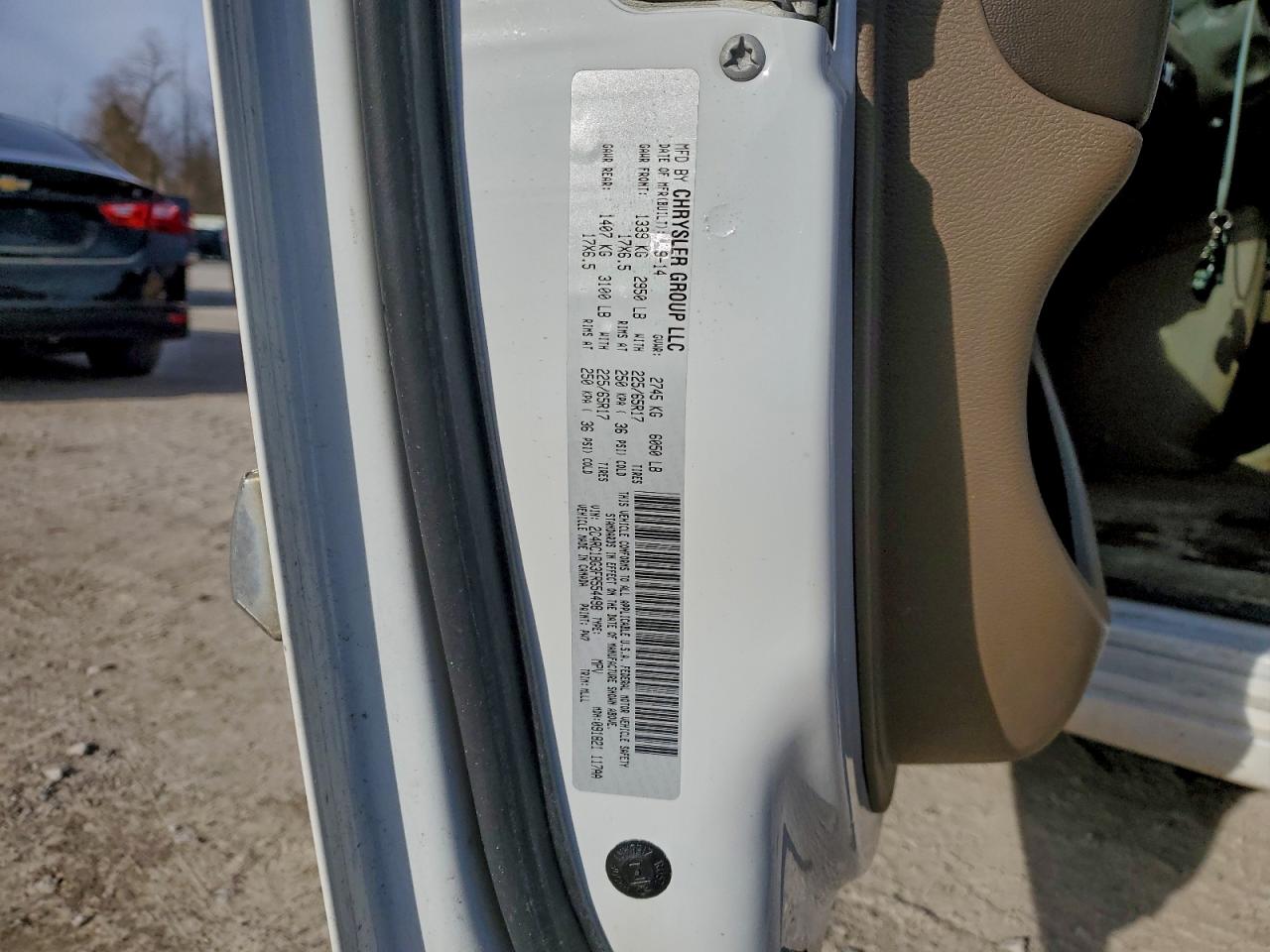 2015 CHRYSLER TOWN & COUNTRY TOURING photo 13