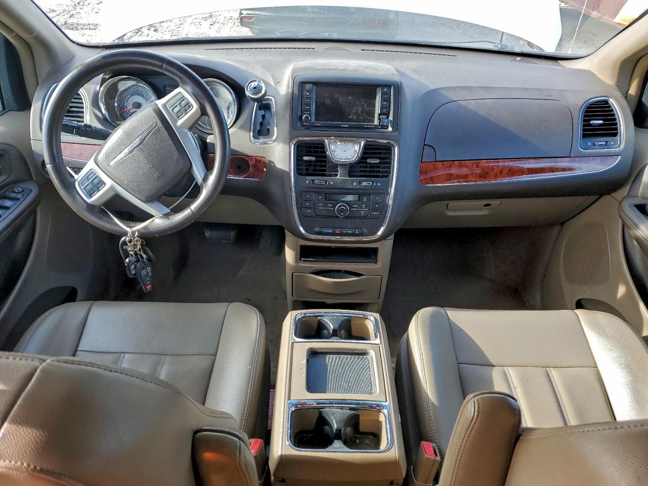 2015 CHRYSLER TOWN & COUNTRY TOURING photo 8