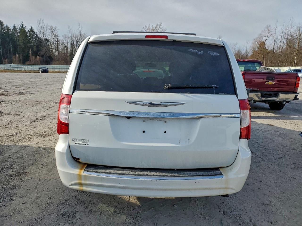 2015 CHRYSLER TOWN & COUNTRY TOURING photo 6