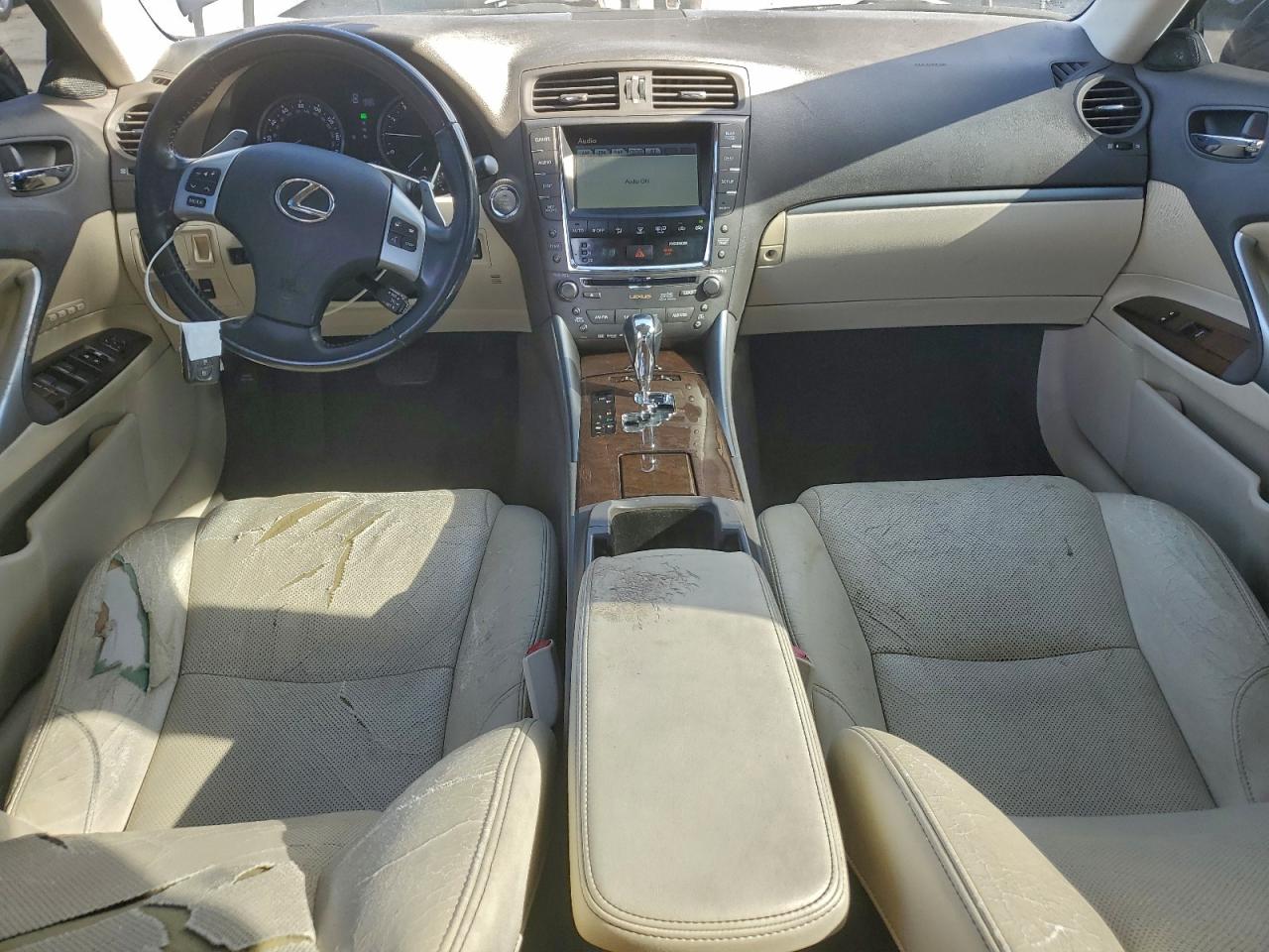 2011 LEXUS IS 250 photo 8