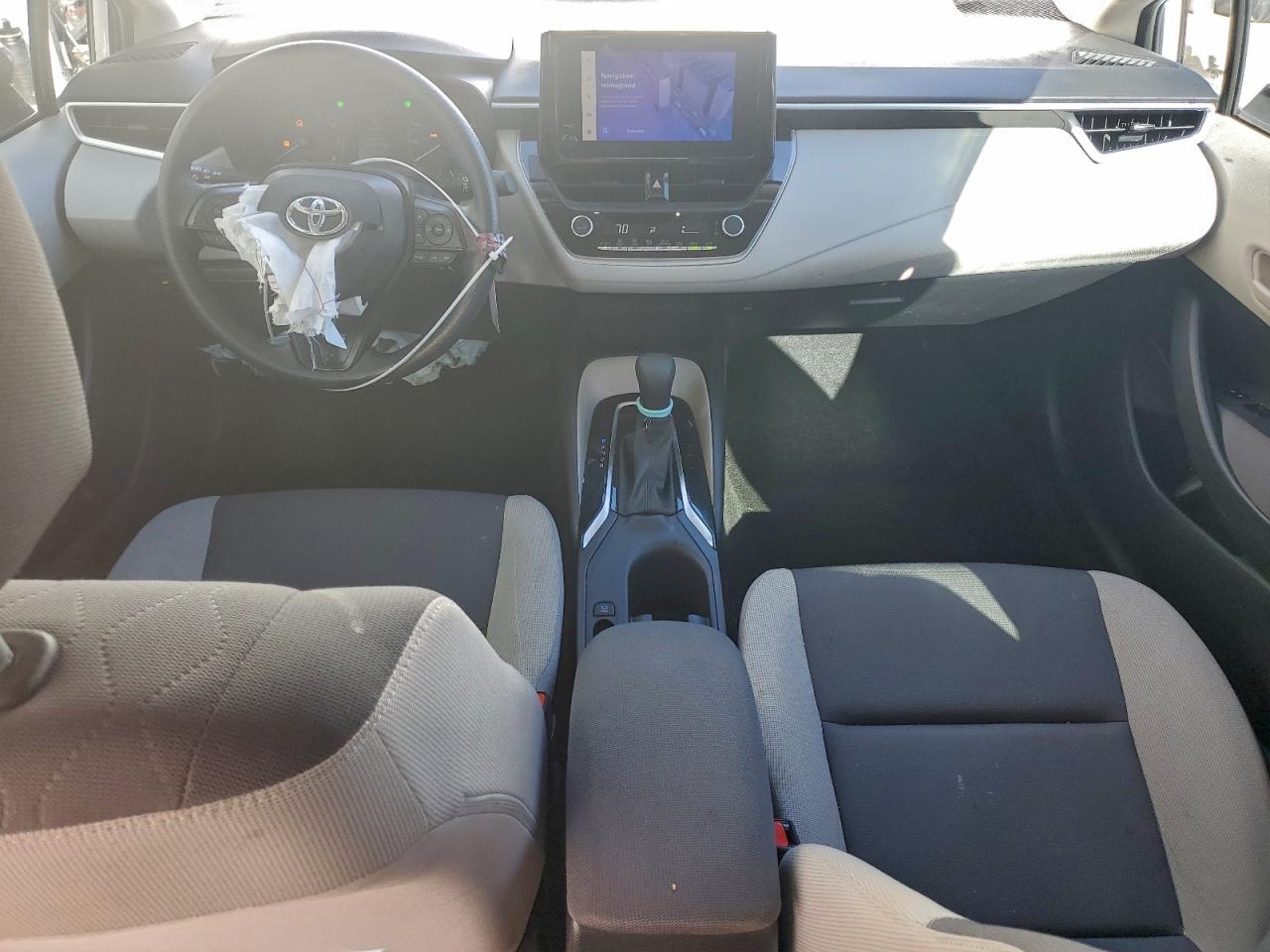 2023 TOYOTA COROLLA LE photo 8