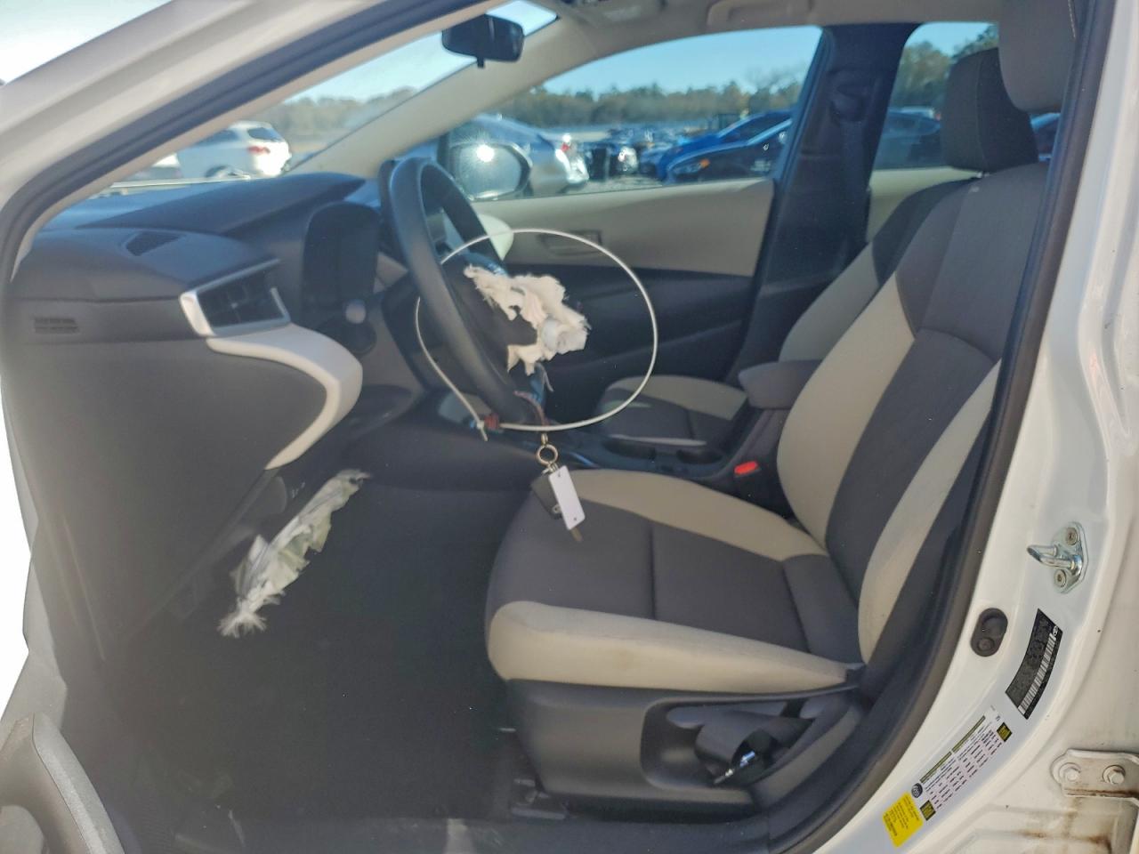 2023 TOYOTA COROLLA LE photo 7
