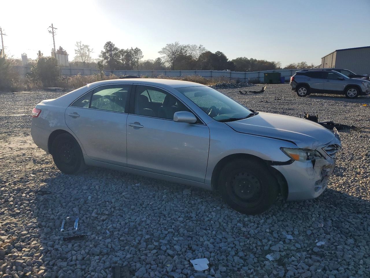 2011 TOYOTA CAMRY BASE photo 10