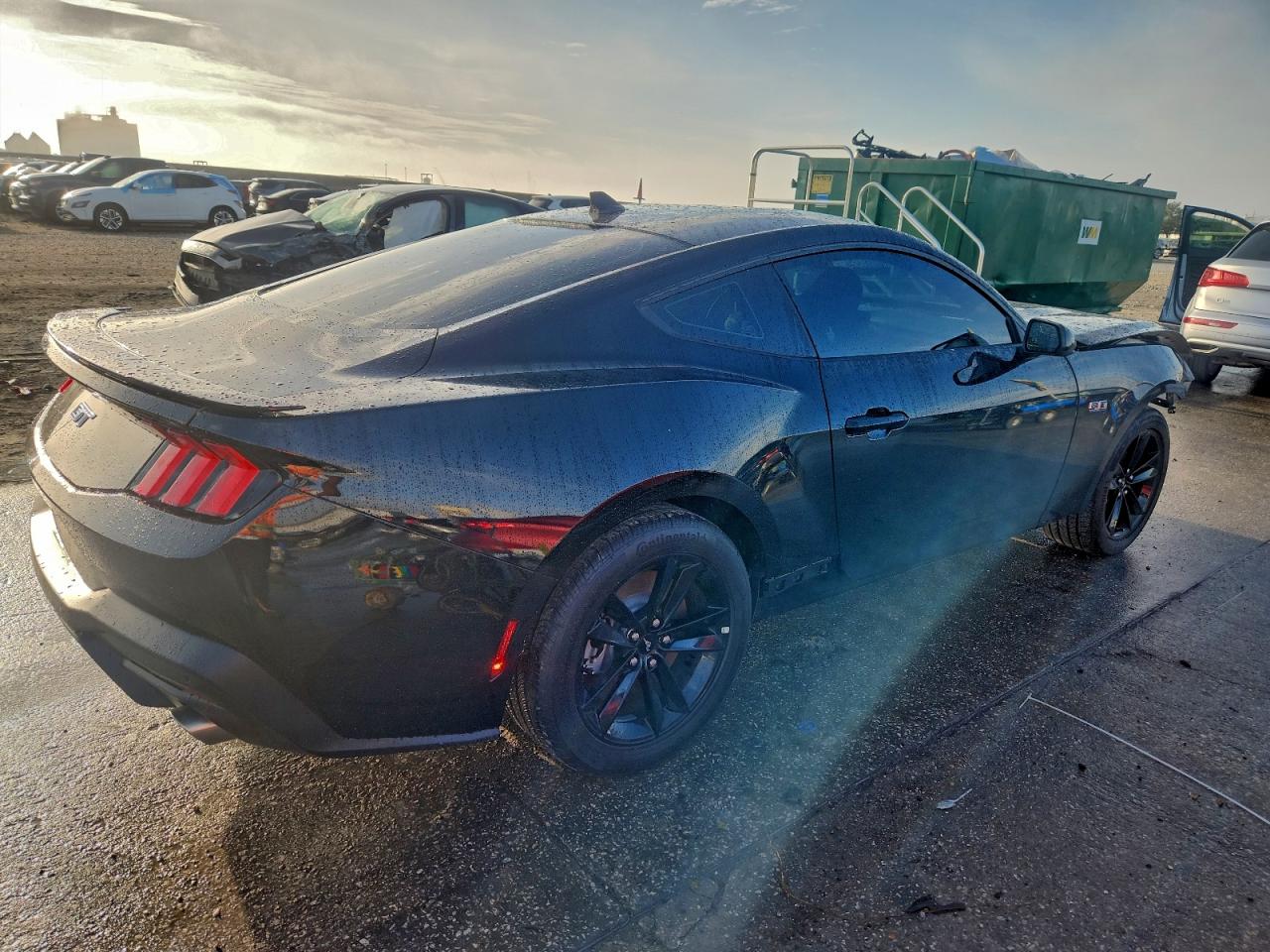 2025 FORD MUSTANG GT photo 3