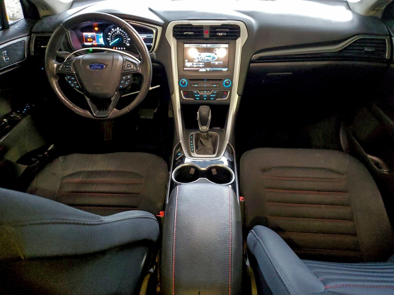 2016 FORD FUSION SE photo 8