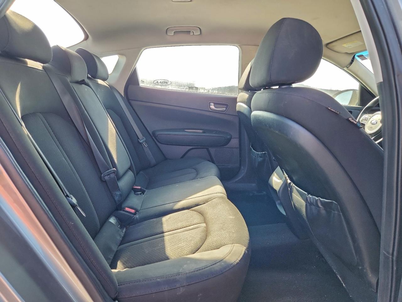 2017 KIA OPTIMA LX photo 10