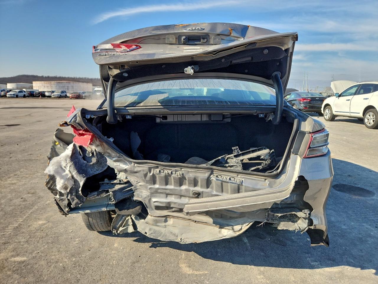 2017 KIA OPTIMA LX photo 6