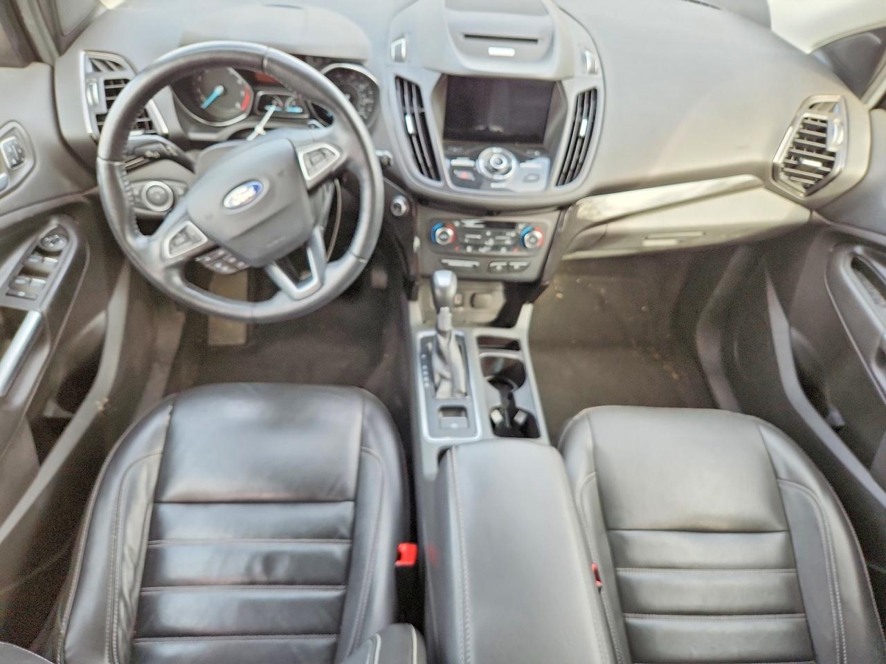 2017 FORD ESCAPE TITANIUM photo 8