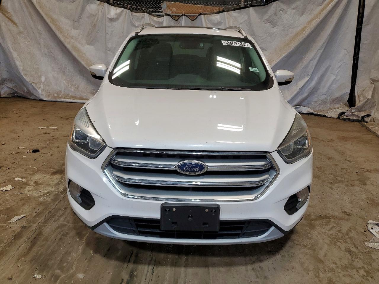 2017 FORD ESCAPE TITANIUM photo 5