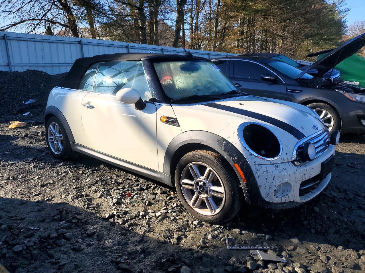 2011 MINI COOPER photo 4