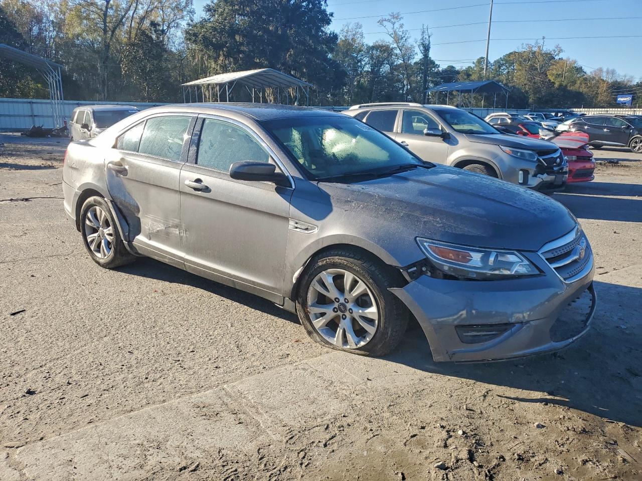 2012 FORD TAURUS SEL photo 4