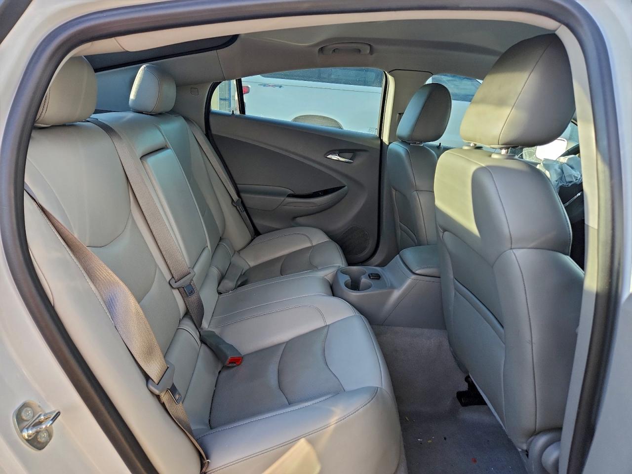2017 CHEVROLET VOLT LT photo 10