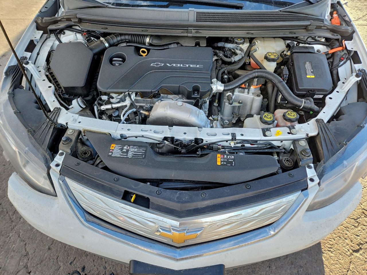 2017 CHEVROLET VOLT LT photo 11