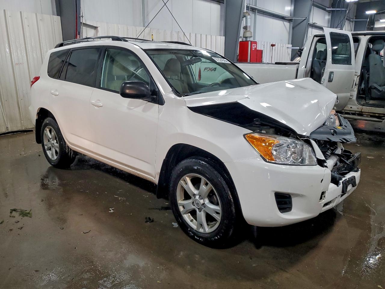 2012 TOYOTA RAV4 photo 4