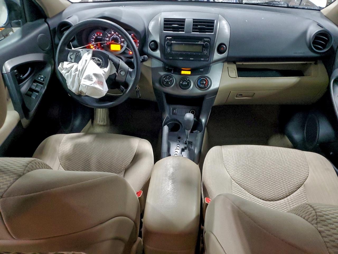2012 TOYOTA RAV4 photo 8