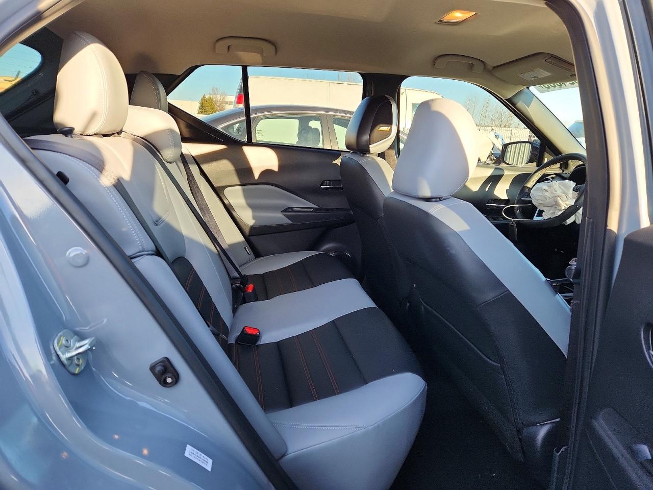 2023 NISSAN KICKS SR photo 10