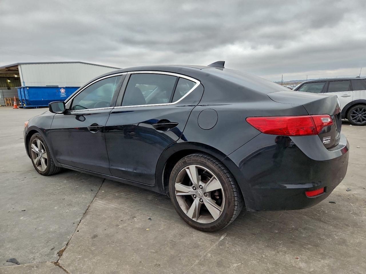 2014 ACURA ILX 20 photo 2