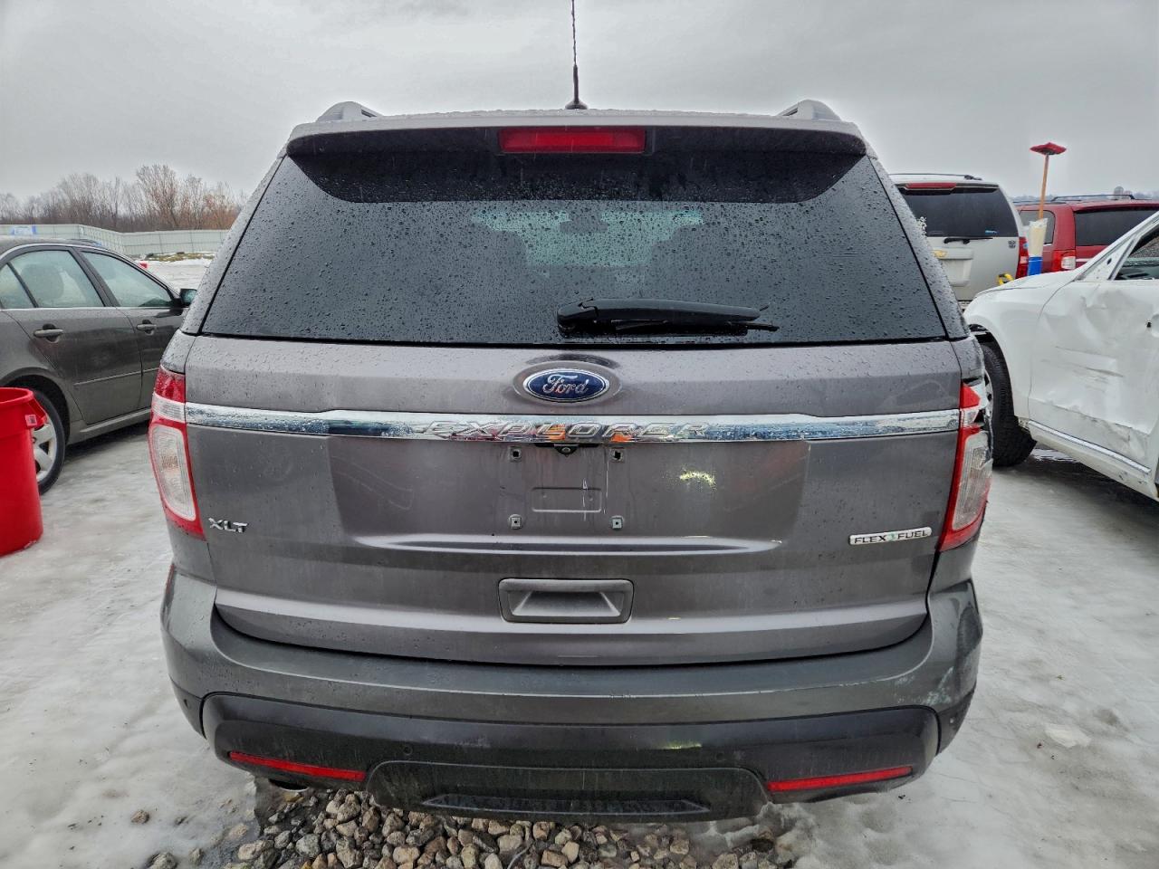 2014 FORD EXPLORER XLT photo 6