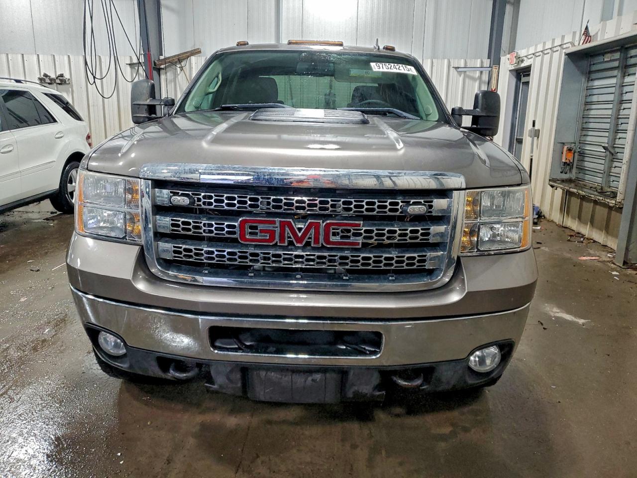 2012 GMC SIERRA K2500 SLE photo 5