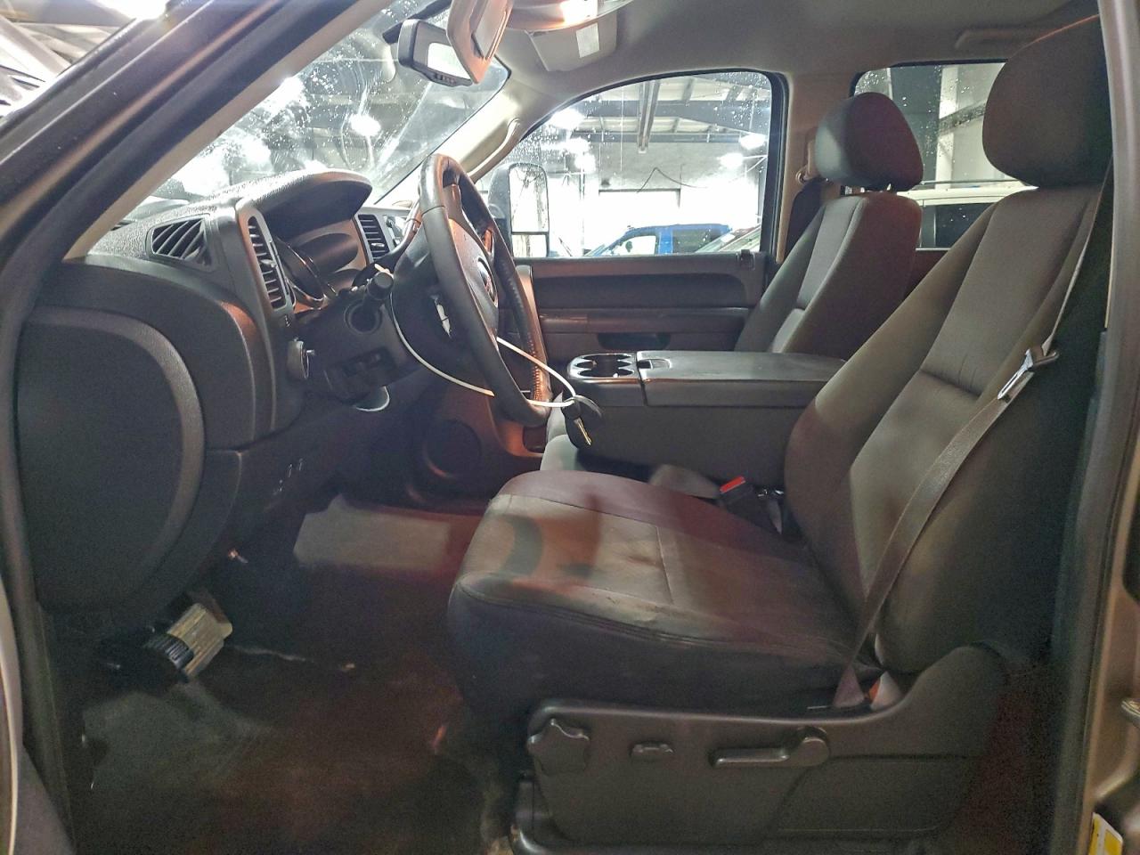2012 GMC SIERRA K2500 SLE photo 7