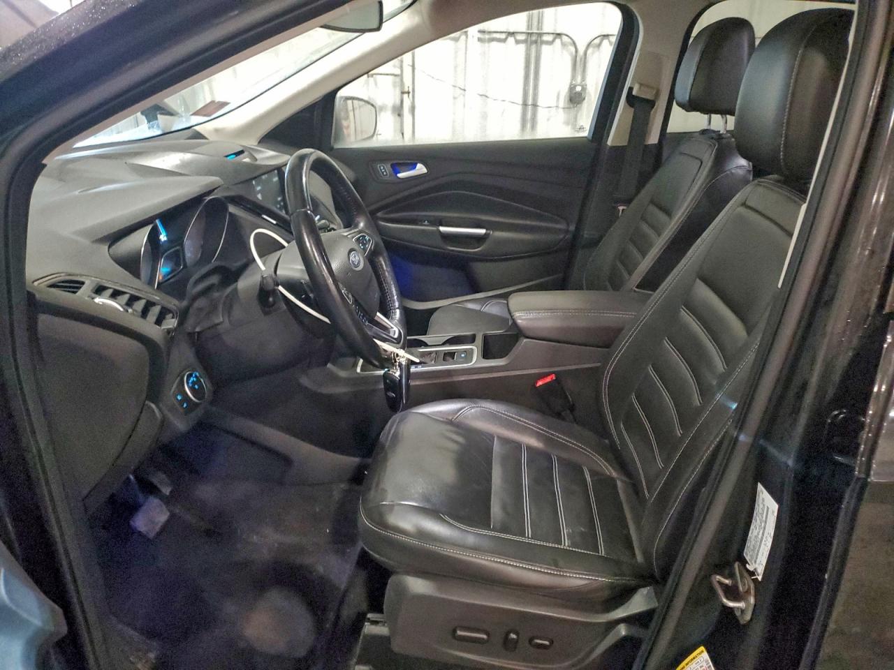 2017 FORD ESCAPE TITANIUM photo 7