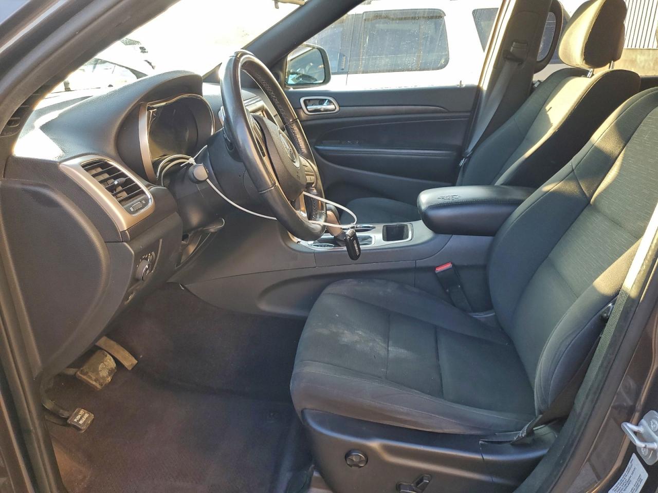 2016 JEEP GRAND CHEROKEE LAREDO photo 7