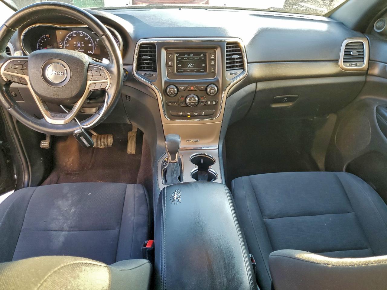 2016 JEEP GRAND CHEROKEE LAREDO photo 8