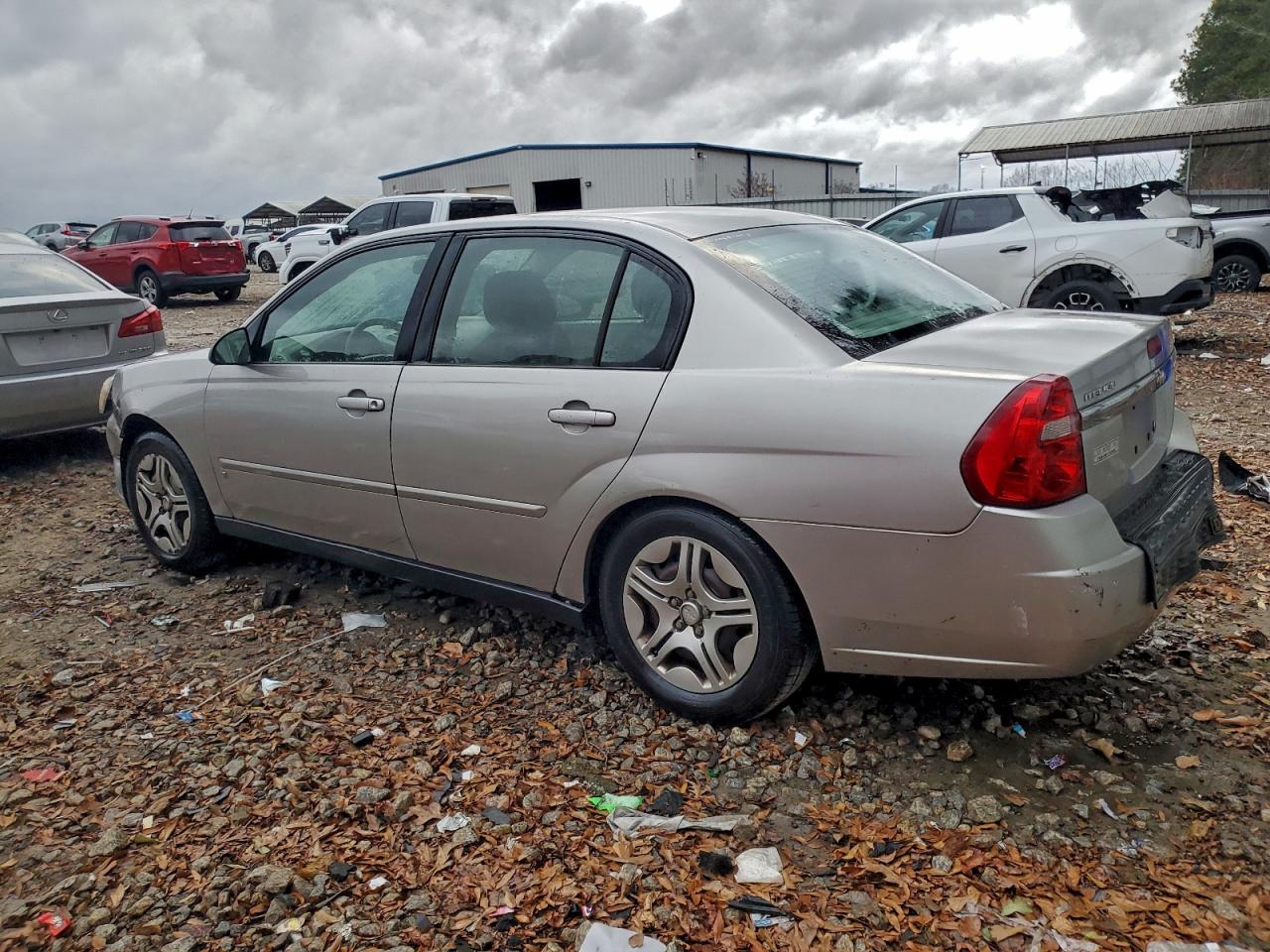 2006 CHEVROLET MALIBU LS photo 2