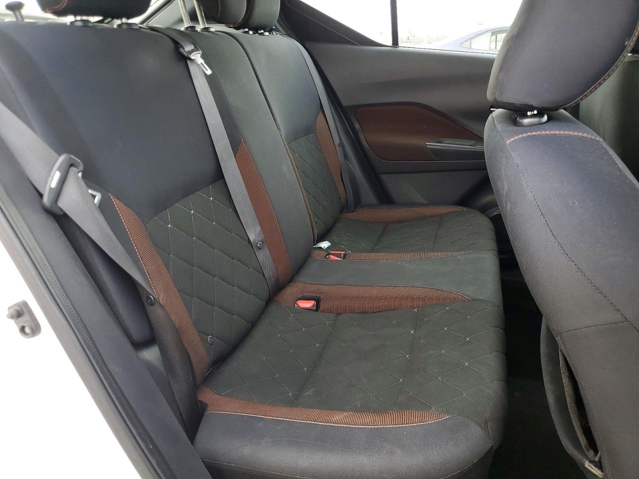 2018 NISSAN KICKS S photo 21