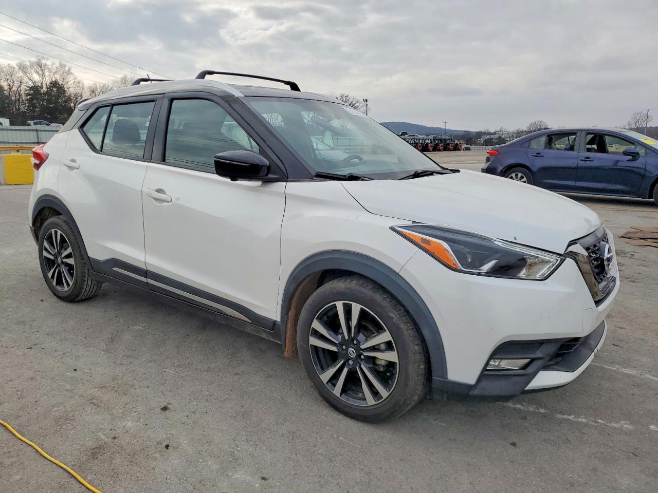 2018 NISSAN KICKS S photo 7