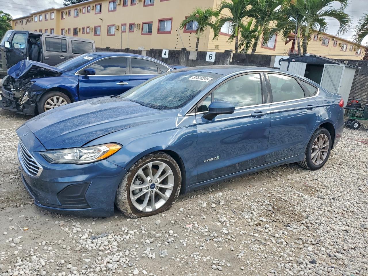 2019 FORD FUSION