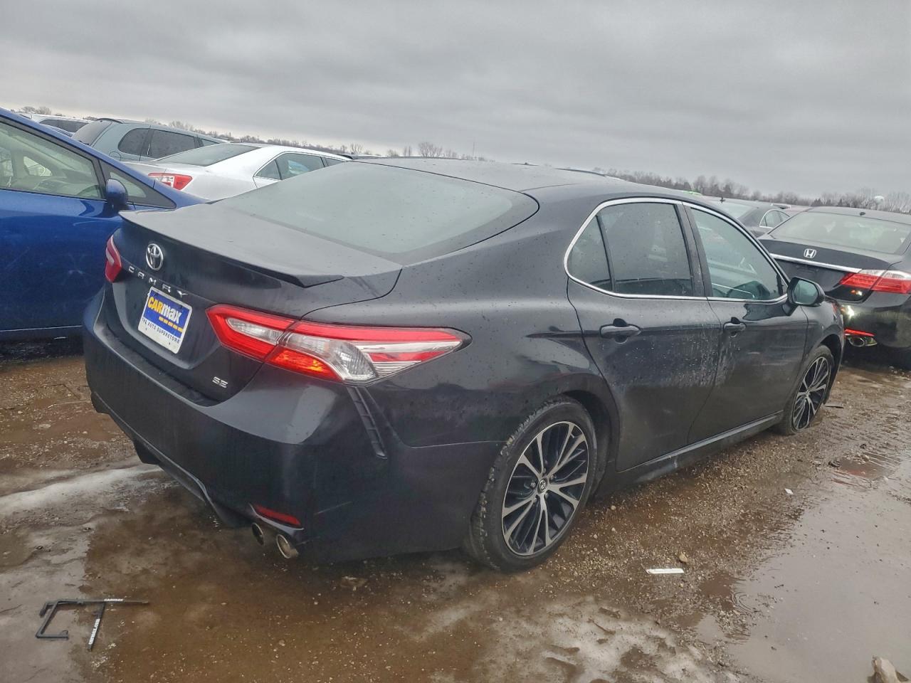 2018 TOYOTA CAMRY L photo 5
