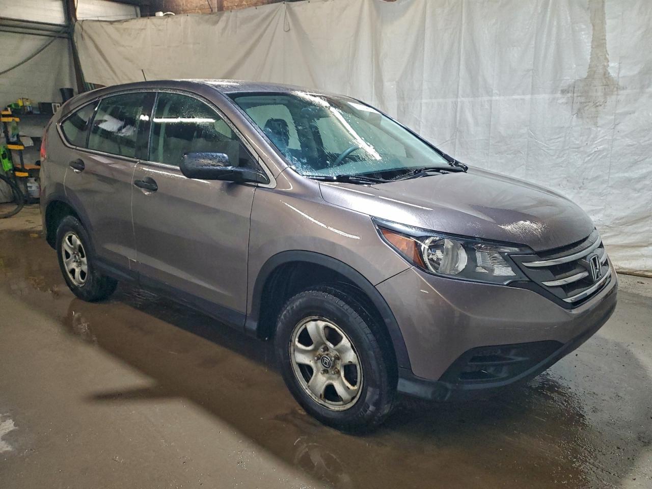 2014 HONDA CR-V LX photo 4