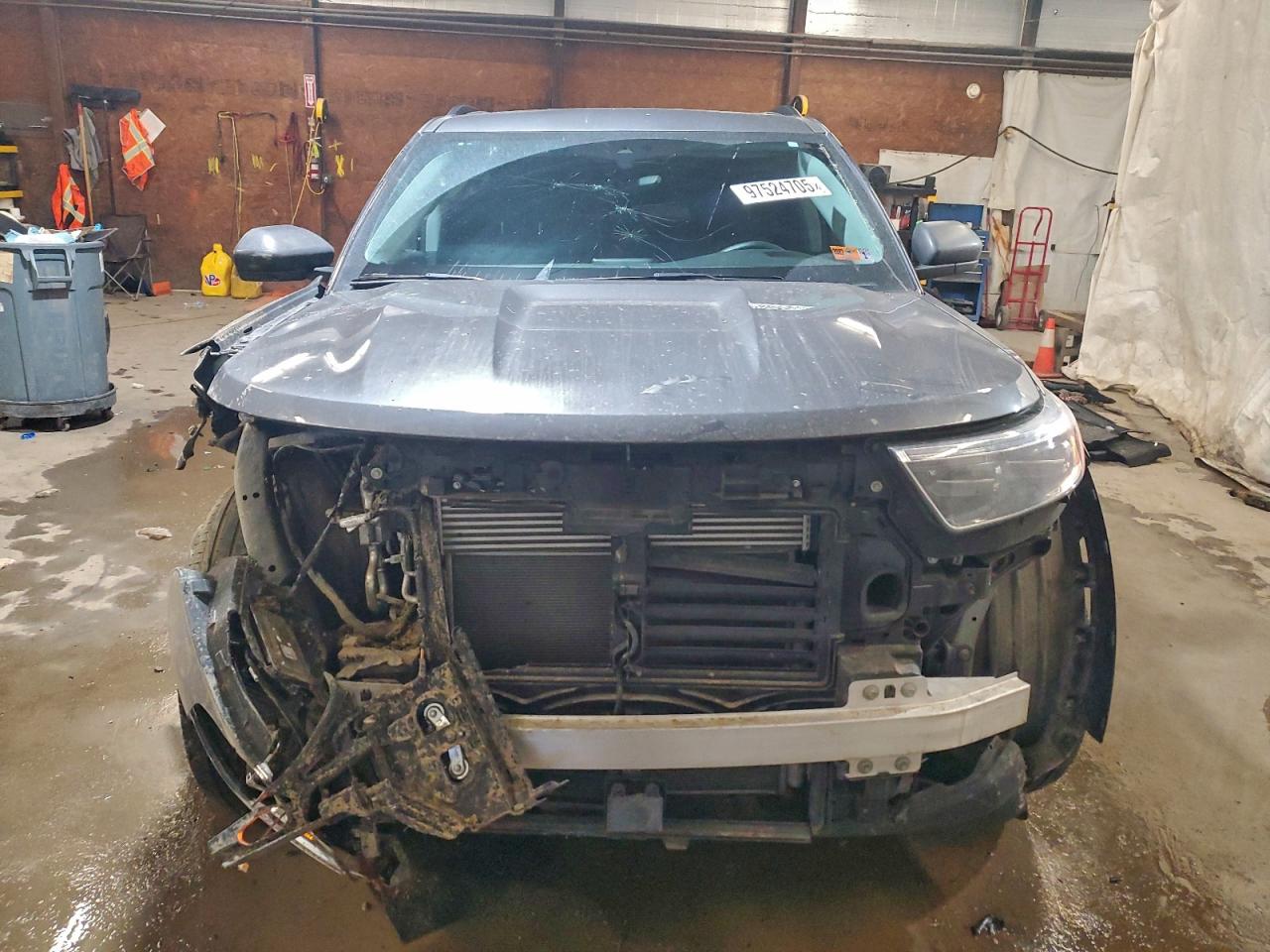 2024 FORD EXPLORER XLT photo 13