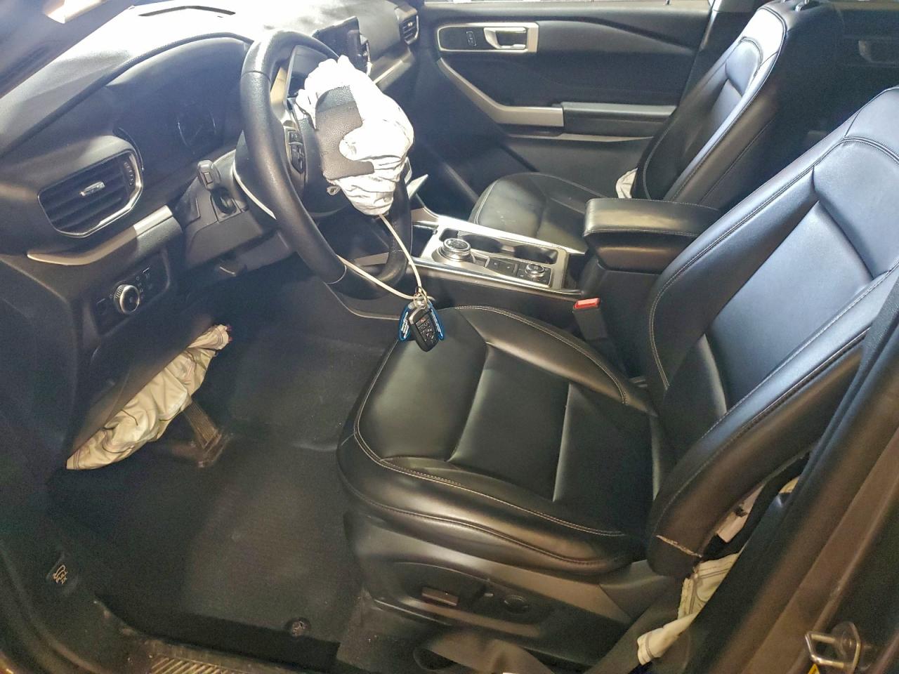 2024 FORD EXPLORER XLT photo 19