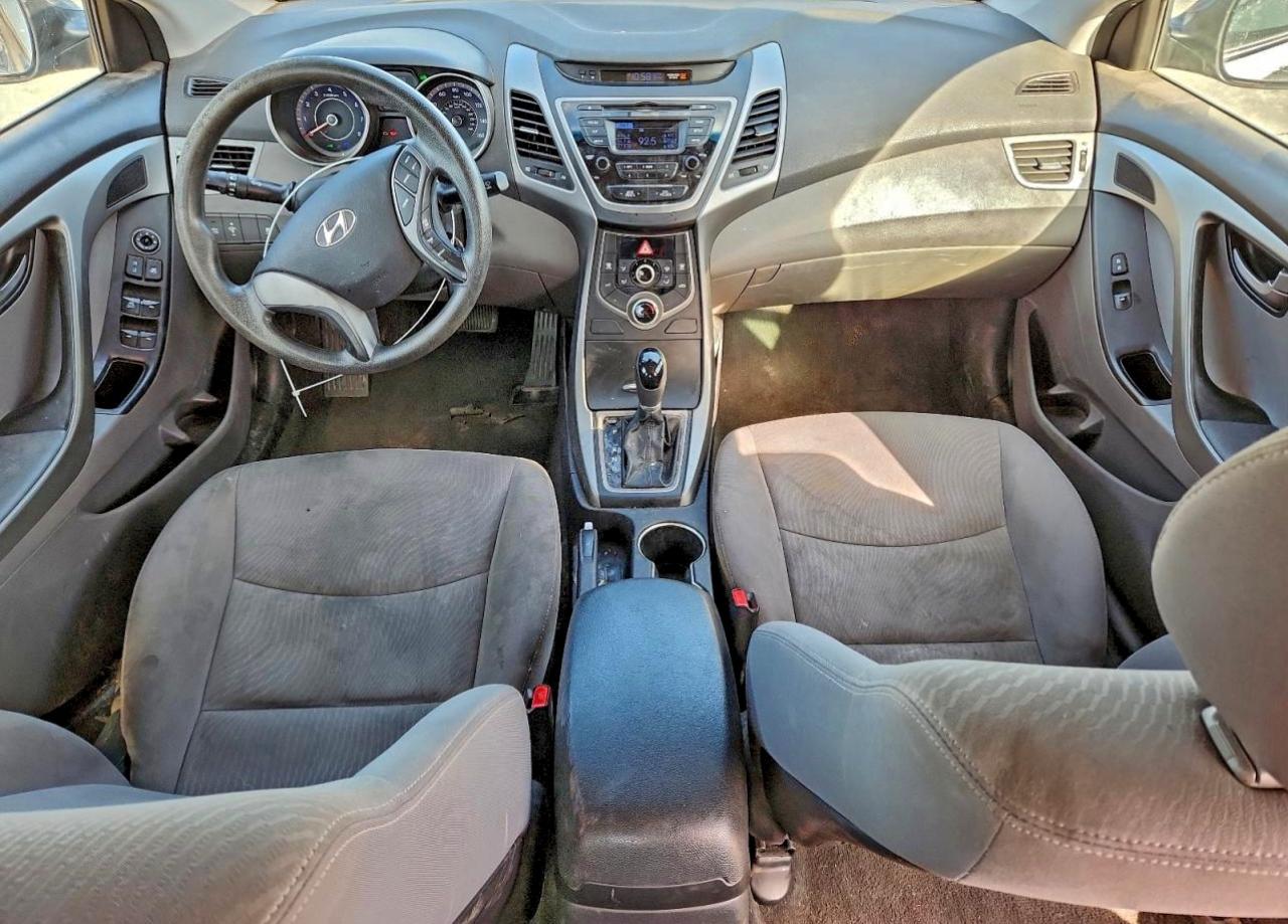 2014 HYUNDAI ELANTRA SE photo 22
